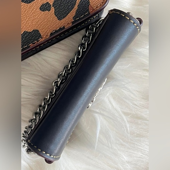 CC868 - Coach Poppy Crossbody with Card Case with Leopard Print and Sig Canvas - Picture 11 of 16